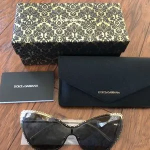 Dolce and Gabbana Damask Gold luxury sun glasses Dolce & Gabbana | Accessories | Dolce And Gabbana Damask  main image 3